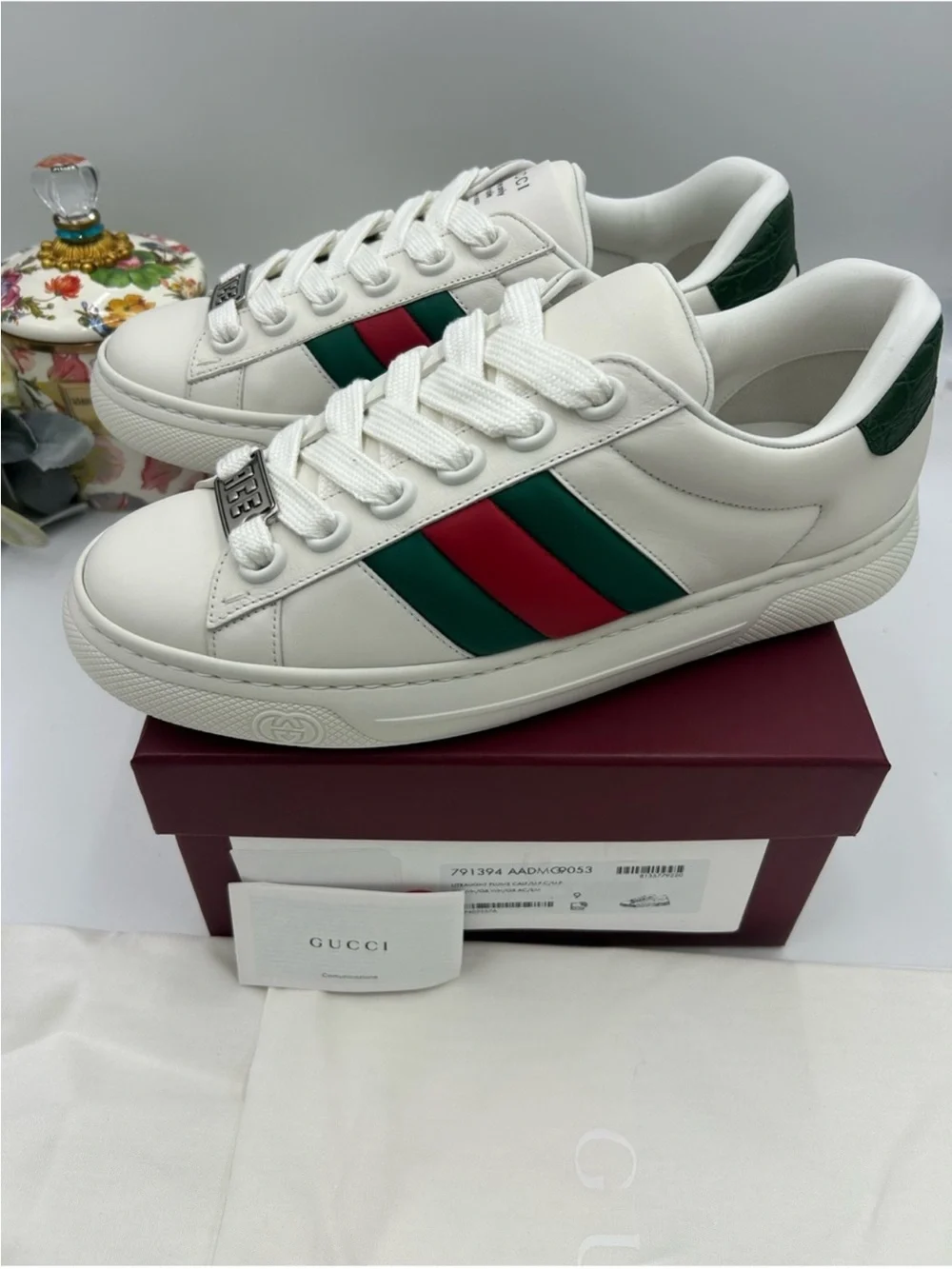 Men’s Gucci ace Webb stripe leather sneakers size 9 fits 10 US made in Italy